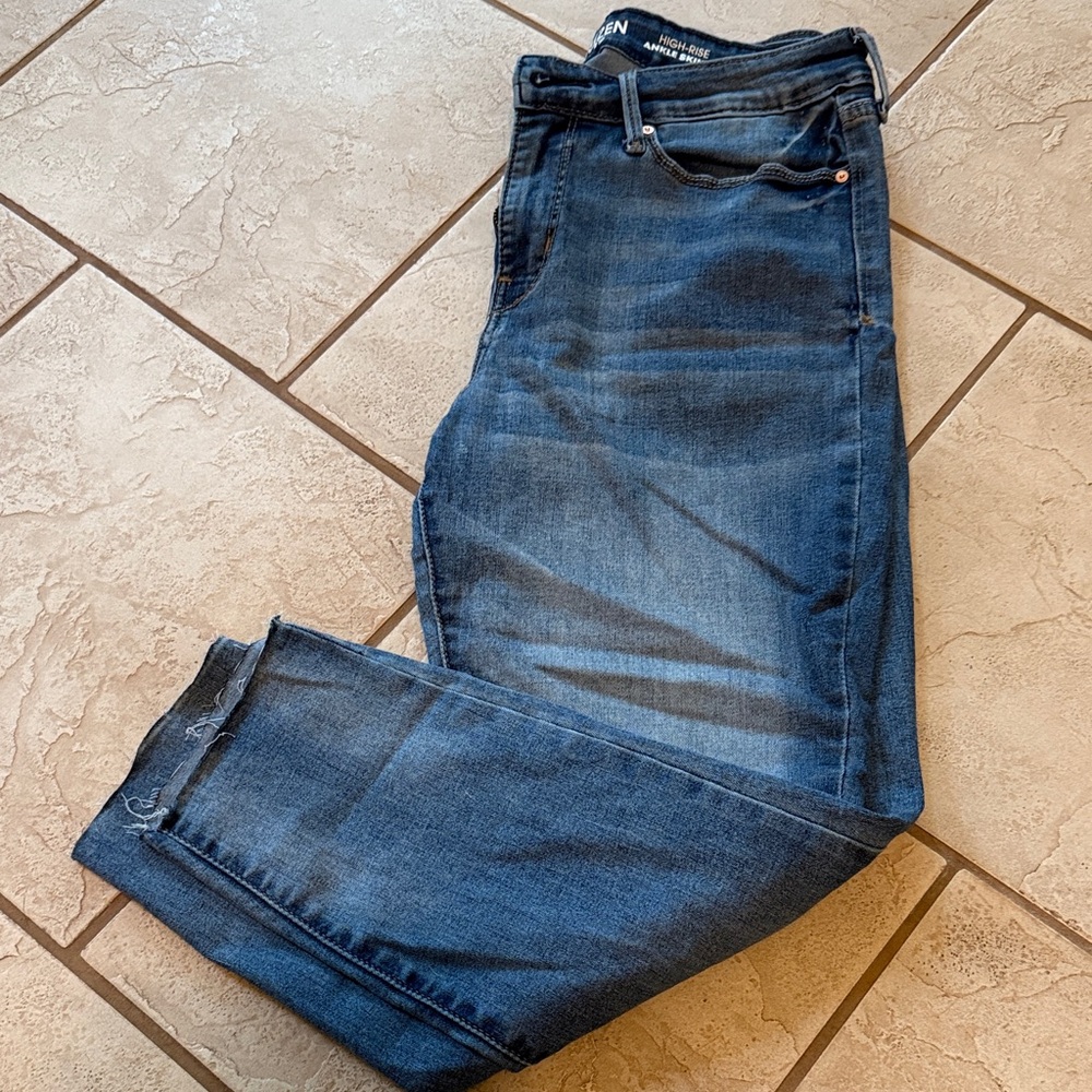 Denizen from Levi's High-Rise Ankle Skinny Jeans - Medium Blue